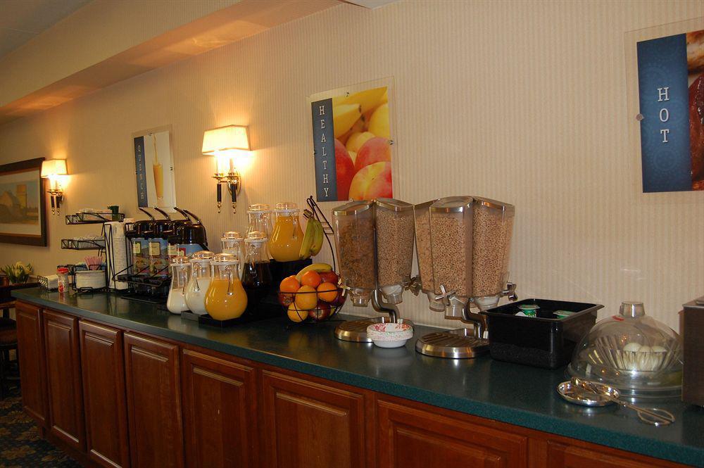 Best Western Plus Chelmsford Inn מסעדה תמונה